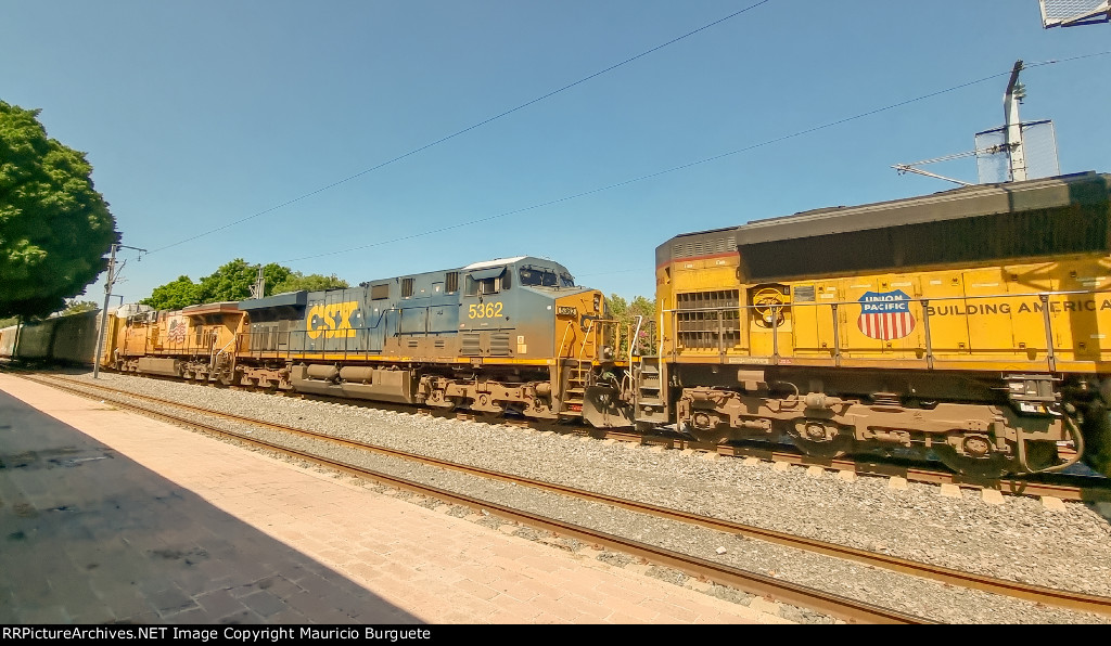 CSX ES40DC Locomotive 